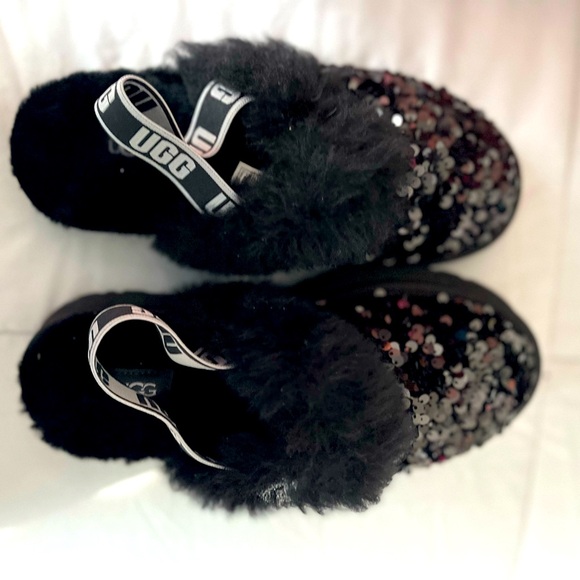 Like new beautiful black sparkle Ugg slippers - Picture 1 of 3